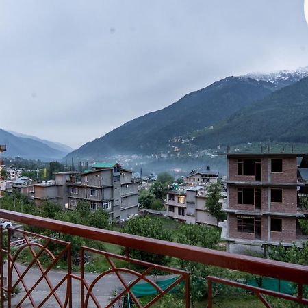 Pristine Inn Manali Buitenkant foto