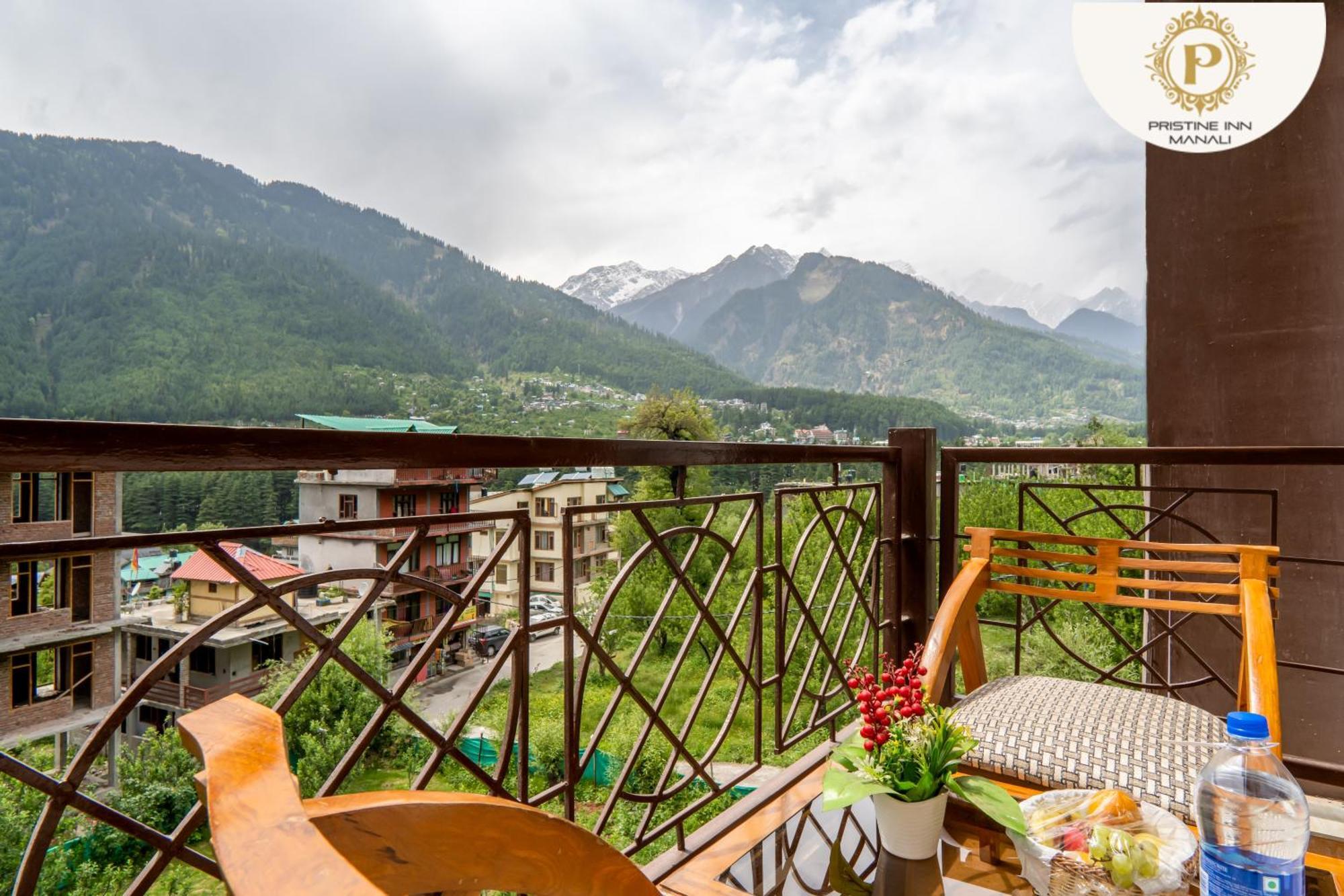 Pristine Inn Manali Buitenkant foto